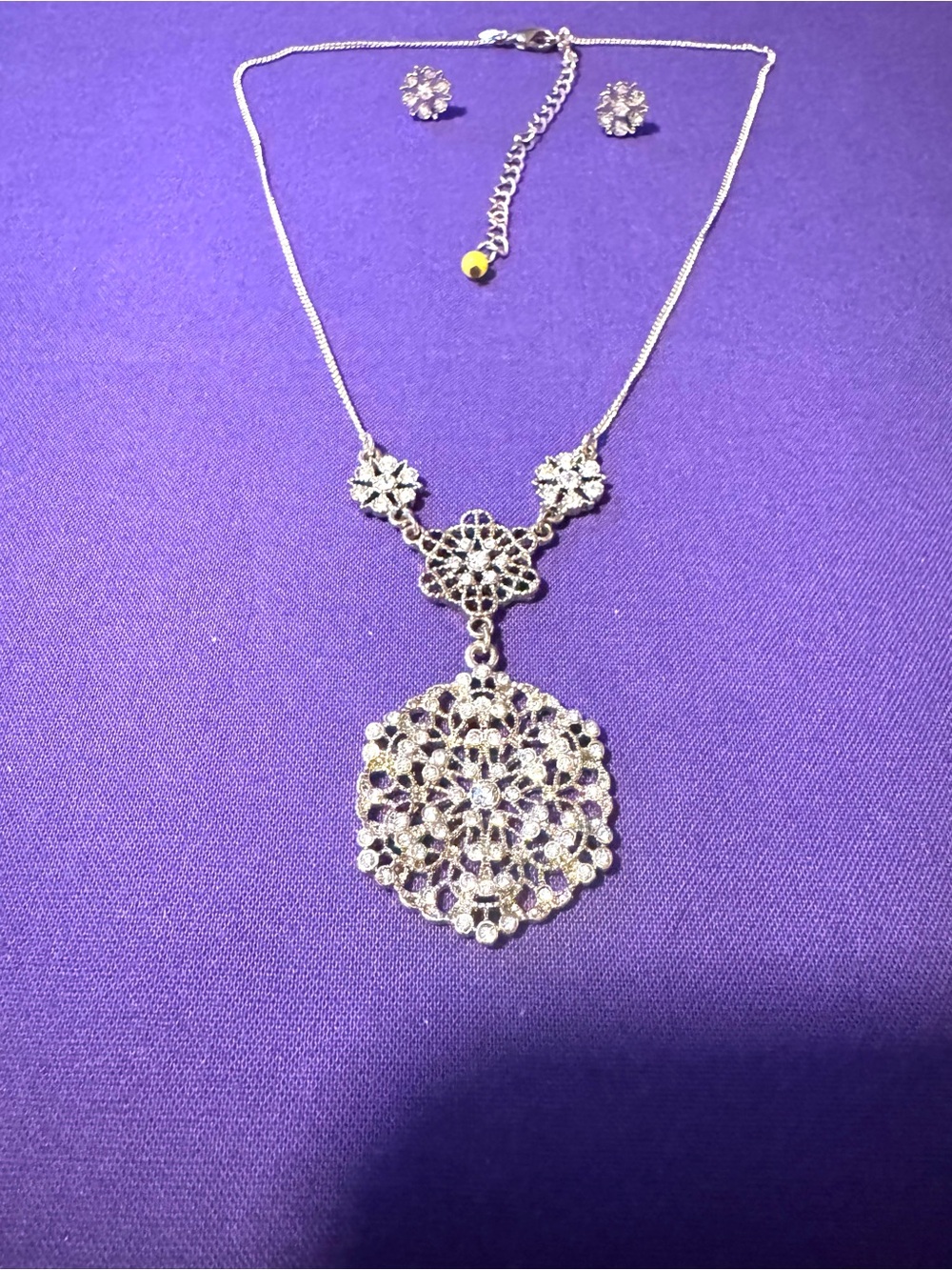 2013 Avon Fancy Filigree Necklace and Earring Set With Rhinstones